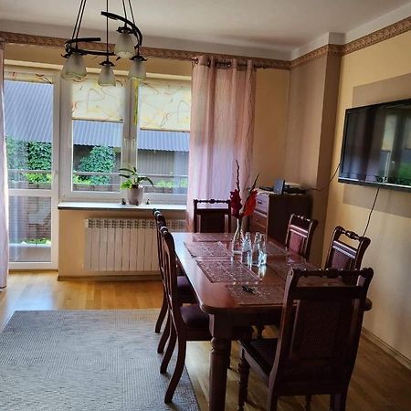 3-Pokojowe Mieszkanie Do Wynajecia, Tylicz Bagian luar foto